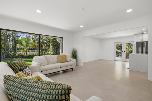 3663 EGERTON CIRCLE, Sarasota, FL 34233