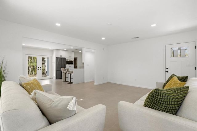 3663 EGERTON CIRCLE, Sarasota, FL 34233