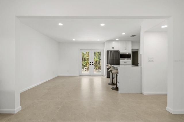 3663 EGERTON CIRCLE, Sarasota, FL 34233