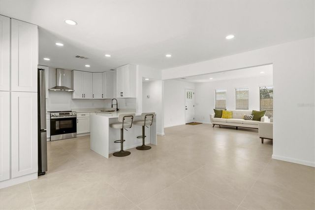 3663 EGERTON CIRCLE, Sarasota, FL 34233