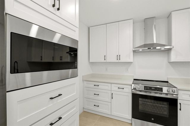 3663 EGERTON CIRCLE, Sarasota, FL 34233