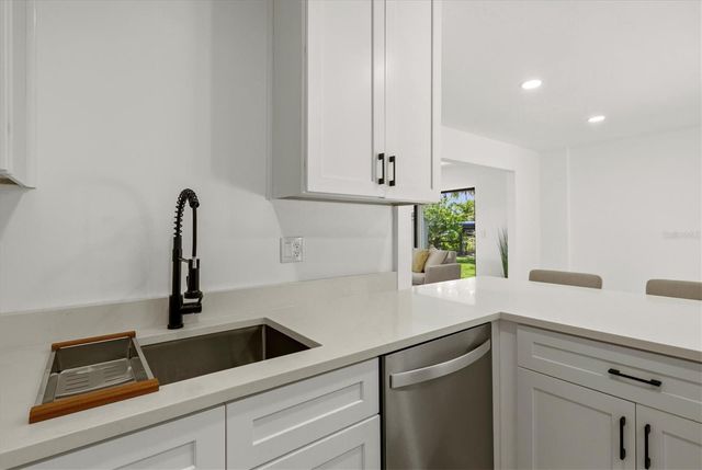 3663 EGERTON CIRCLE, Sarasota, FL 34233