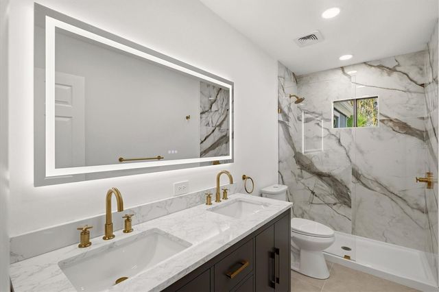 3663 EGERTON CIRCLE, Sarasota, FL 34233