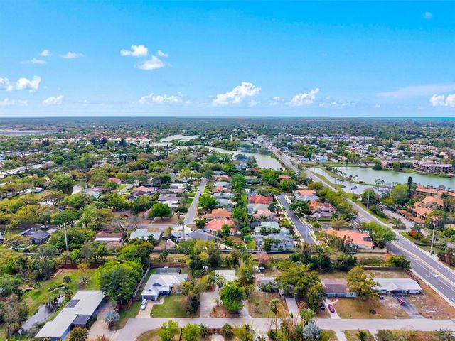 3663 EGERTON CIRCLE, Sarasota, FL 34233