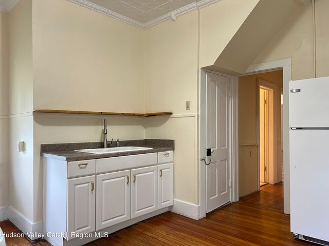 9 N Franklin Street, Athens, NY 12015