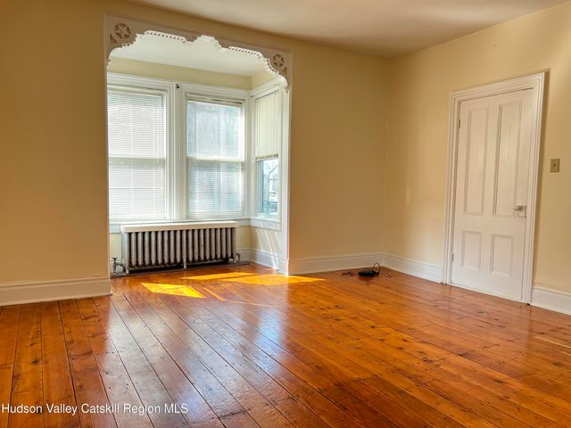 9 N Franklin Street, Athens, NY 12015