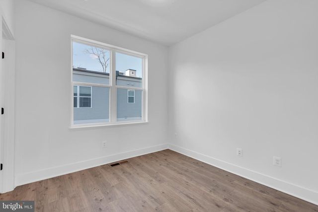 2134 TYSONS RIDGELINE RD, Falls Church, VA 22043