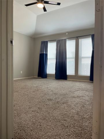2020 Southwood Trail, Grand Prairie, TX 75052