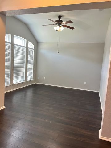 2020 Southwood Trail, Grand Prairie, TX 75052