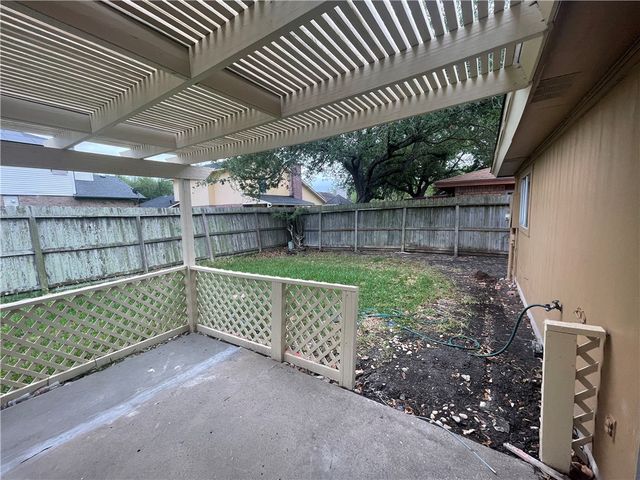 5217 Tartan Dr, Corpus Christi, TX 78413
