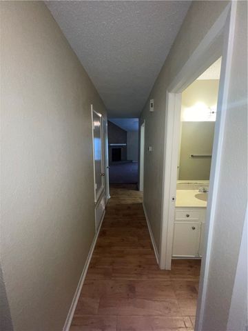 5217 Tartan Dr, Corpus Christi, TX 78413