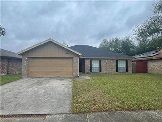 5217 Tartan Dr, Corpus Christi, TX 78413