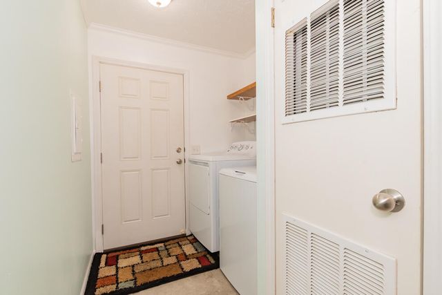1403 Miss Ellie Drive, Kalamazoo, MI 49009