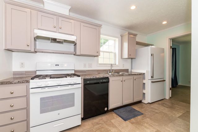 1403 Miss Ellie Drive, Kalamazoo, MI 49009