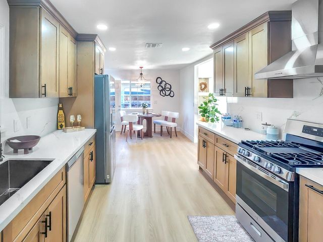 321 Mccovey Lane, San Jose, CA 95127