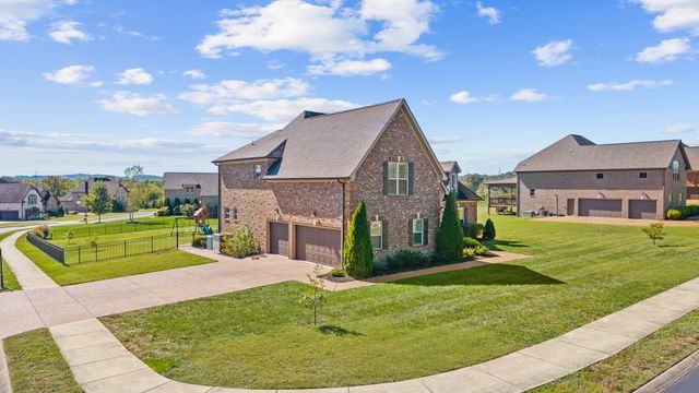 409 Stonebrook Way, Lebanon, TN 37087