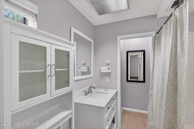 6531 Alakoko Drive, Diamondhead, MS 39525