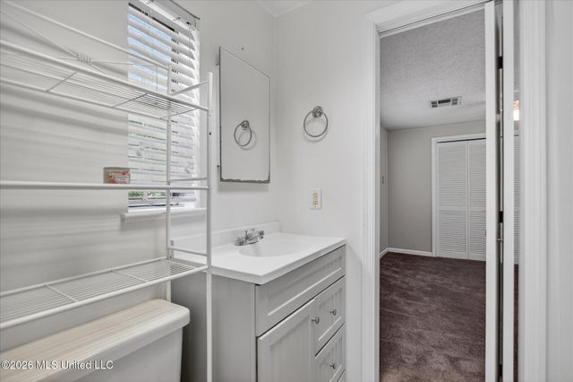 6531 Alakoko Drive, Diamondhead, MS 39525