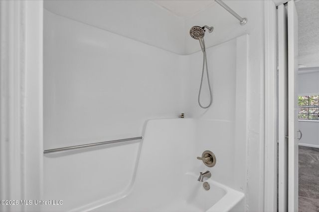 6531 Alakoko Drive, Diamondhead, MS 39525