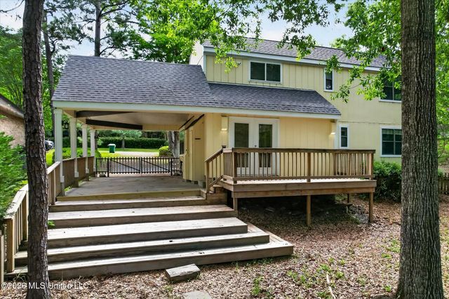 6531 Alakoko Drive, Diamondhead, MS 39525