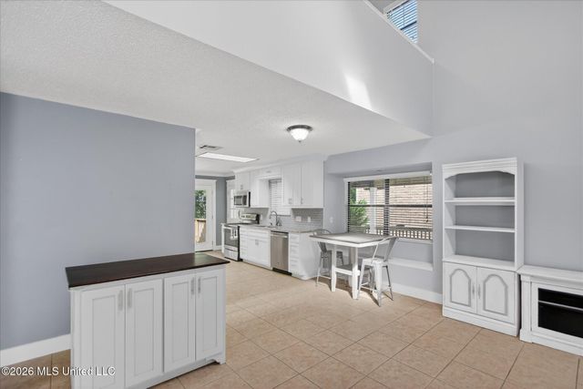6531 Alakoko Drive, Diamondhead, MS 39525
