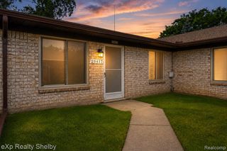 29417 Park Place Drive, Warren, MI 48093