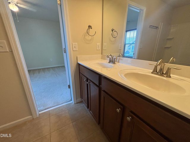 1429 Kirkwood Hill Way, Wake Forest, NC 27587
