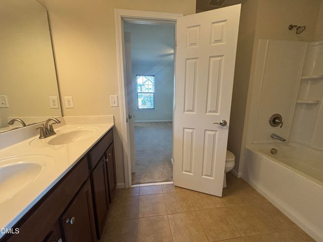 1429 Kirkwood Hill Way, Wake Forest, NC 27587