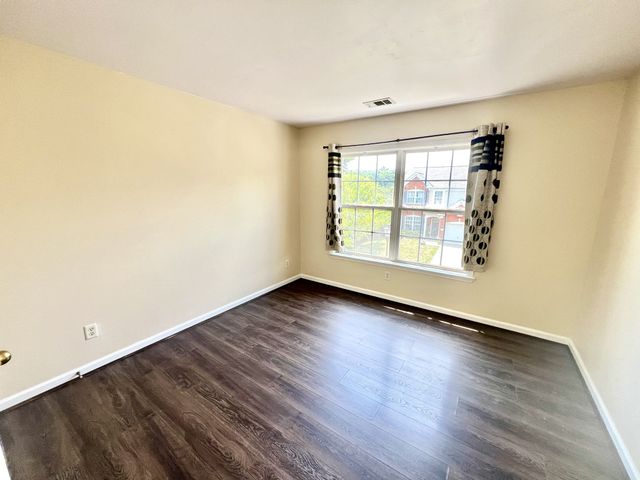 400 Old Towne Dr, Brentwood, TN 37027