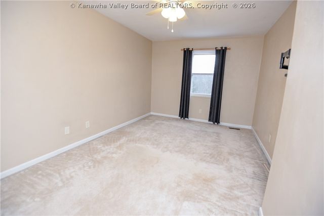 5012 Dempsey Drive, Cross Lanes, WV 25313