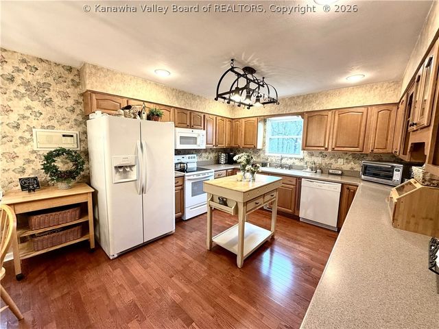 5012 Dempsey Drive, Cross Lanes, WV 25313