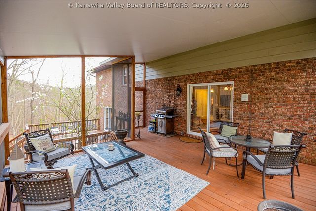 5012 Dempsey Drive, Cross Lanes, WV 25313