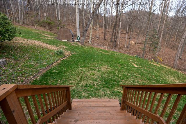 5012 Dempsey Drive, Cross Lanes, WV 25313