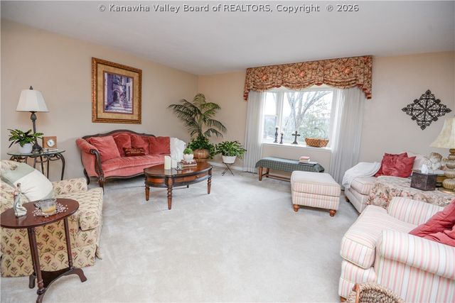 5012 Dempsey Drive, Cross Lanes, WV 25313