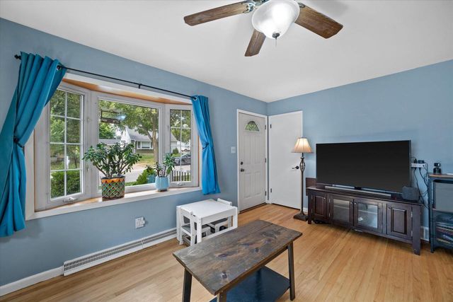 3624 S 85th STREET, Milwaukee, WI 53228