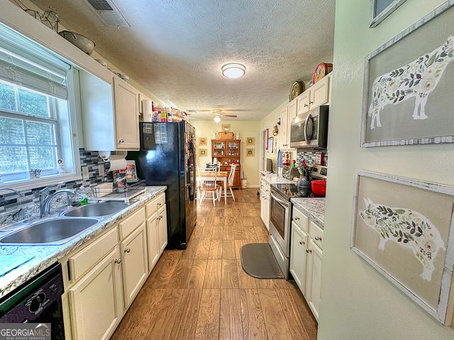 448 Hampton Green Drive, Lagrange, GA 30240
