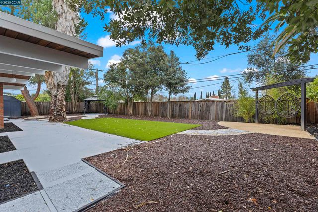 3712 Barrington Dr, Concord, CA 94518