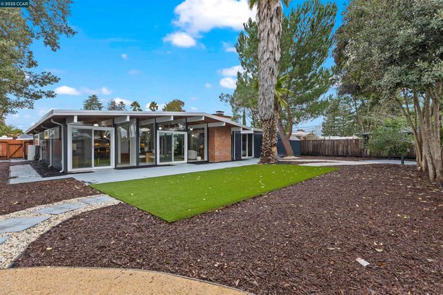 3712 Barrington Dr, Concord, CA 94518