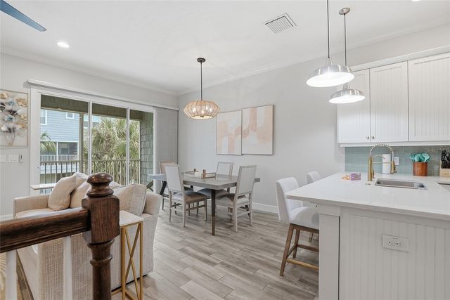 3162 MOORINGS DRIVE, St Petersburg, FL 33712