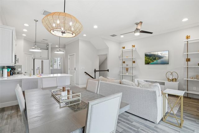 3162 MOORINGS DRIVE, St Petersburg, FL 33712