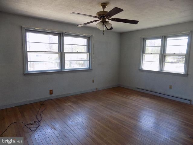 248 S 3RD ST, Quakertown, PA 18951