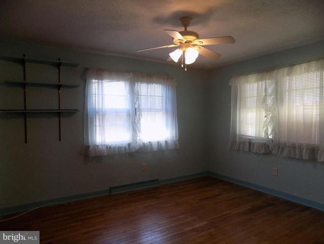 248 S 3RD ST, Quakertown, PA 18951