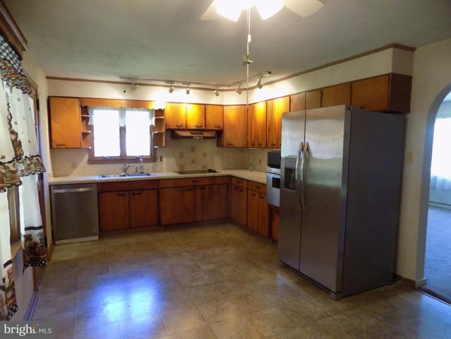 248 S 3RD ST, Quakertown, PA 18951