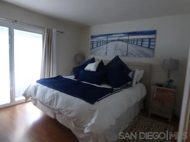 6743 Fashion Hills Blvd, San Diego, CA 92111