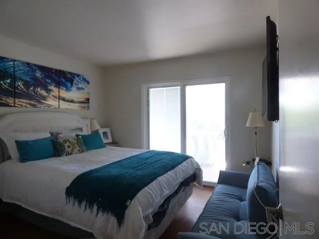6743 Fashion Hills Blvd, San Diego, CA 92111