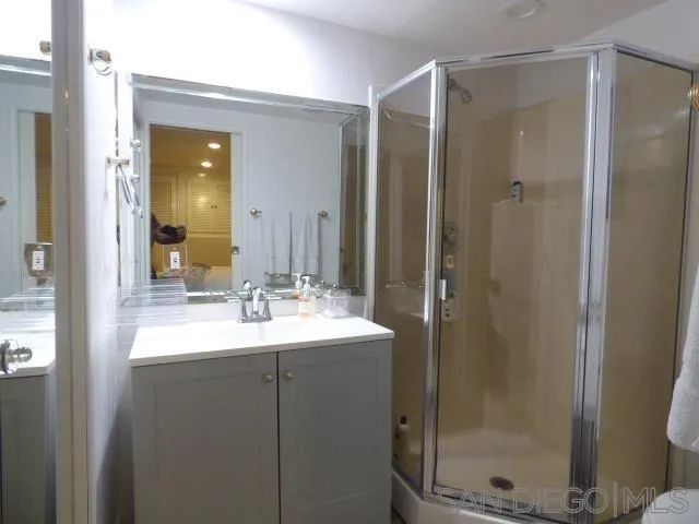 6743 Fashion Hills Blvd, San Diego, CA 92111