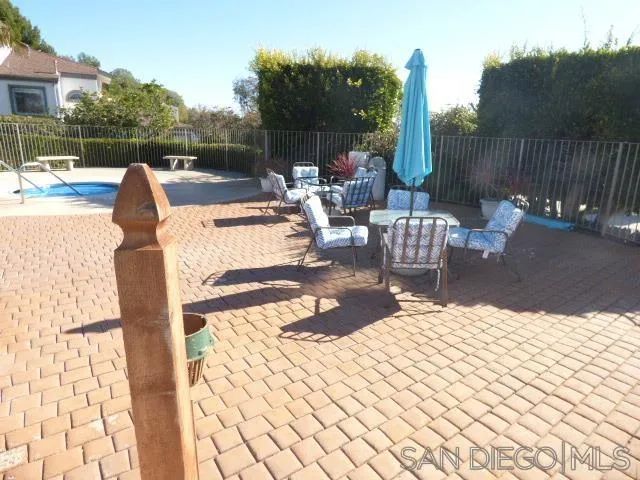 6743 Fashion Hills Blvd, San Diego, CA 92111