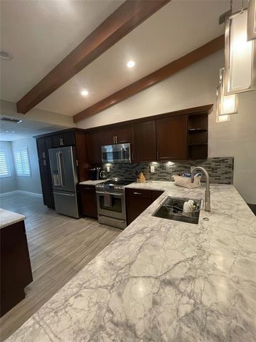 1450 MAHOGANY LANE, Palm Harbor, FL 34683
