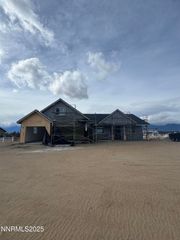 2740 E Valley Road, Minden, NV 89423