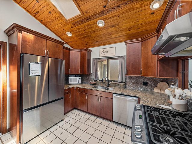 503 CLUB HOUSE DRIVE, Lake Wales, FL 33898